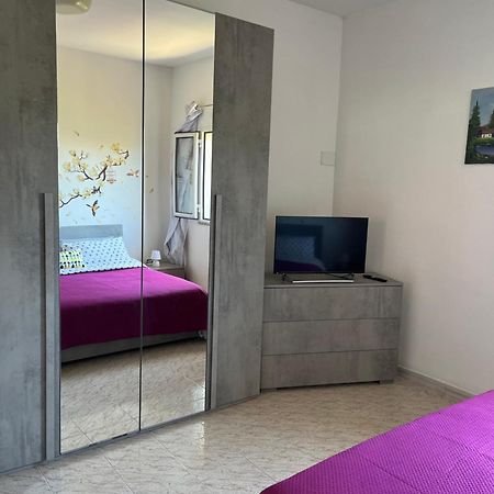 Monolocale Rosy Appartement Fiumicino Buitenkant foto