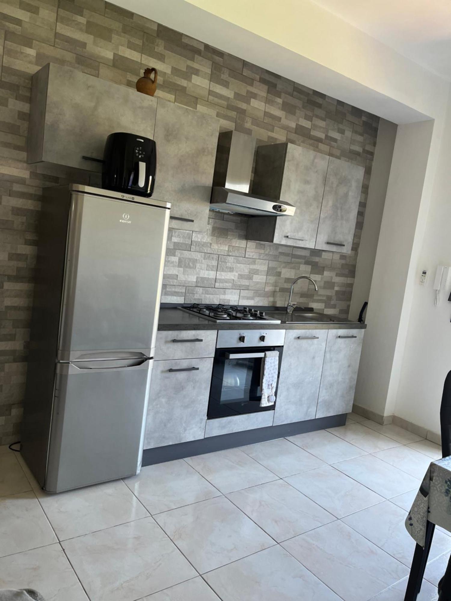 Monolocale Rosy Appartement Fiumicino Buitenkant foto